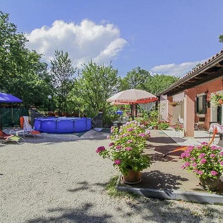 Dalibor In Jakacici - Haus Fuer 2-4 Personen Gračišće Exterior foto