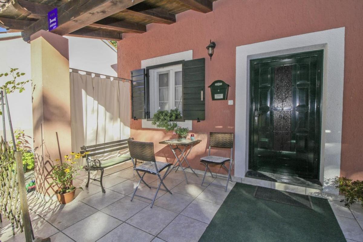Dalibor In Jakacici - Haus Fuer 2-4 Personen Gračišće Exterior foto
