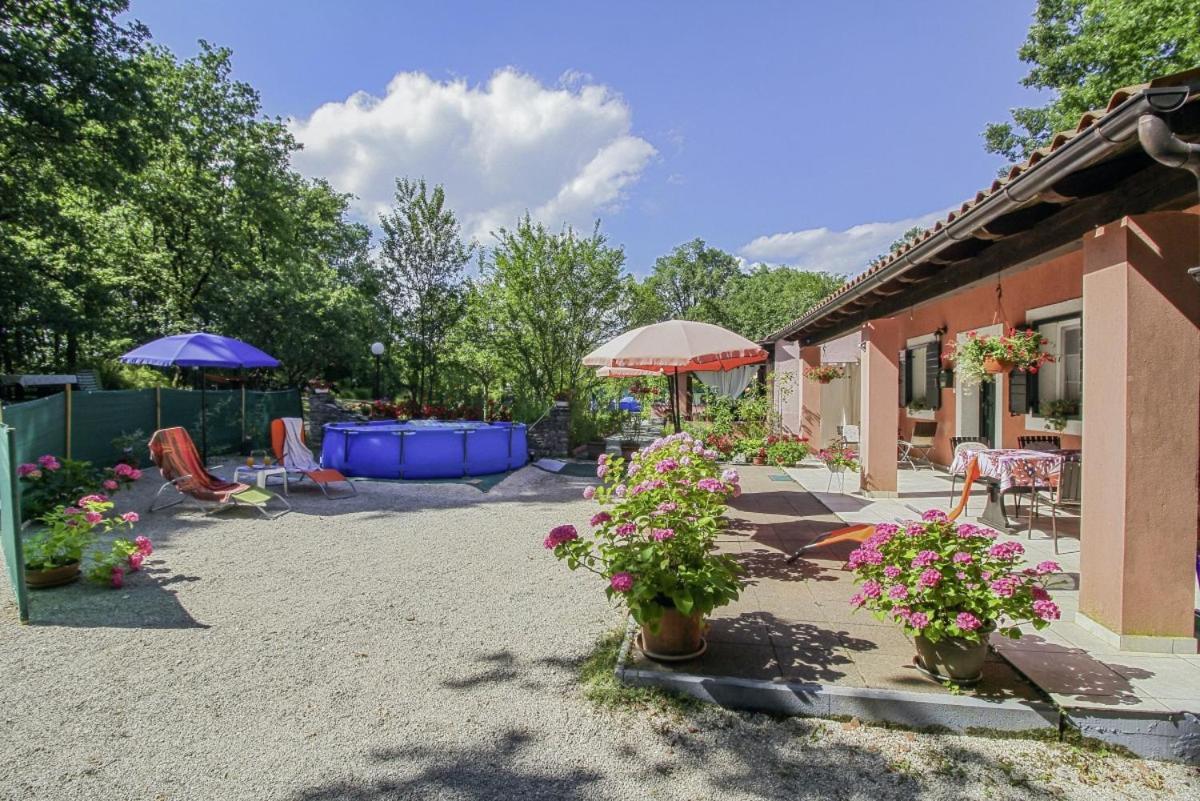 Dalibor In Jakacici - Haus Fuer 2-4 Personen Gračišće Exterior foto
