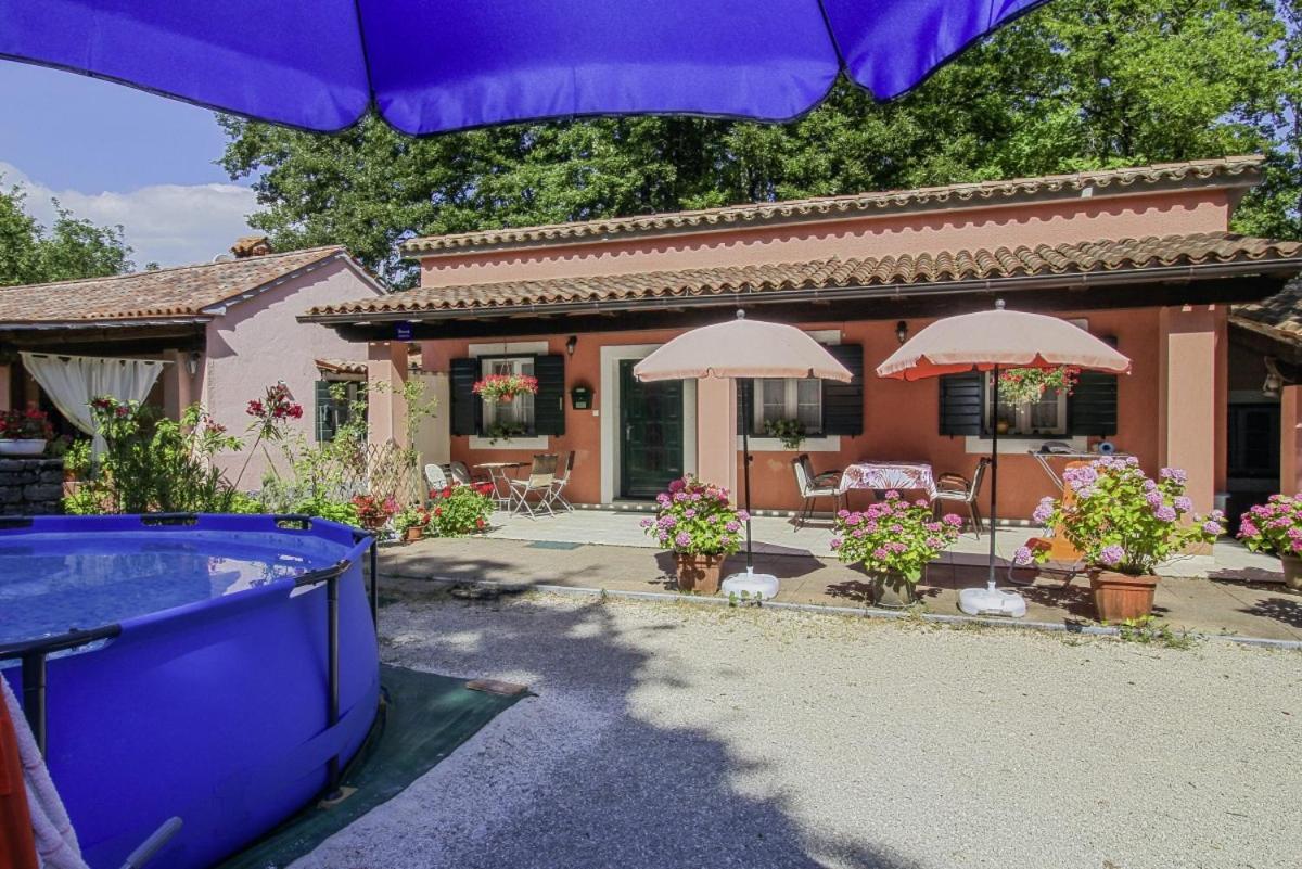 Dalibor In Jakacici - Haus Fuer 2-4 Personen Gračišće Exterior foto